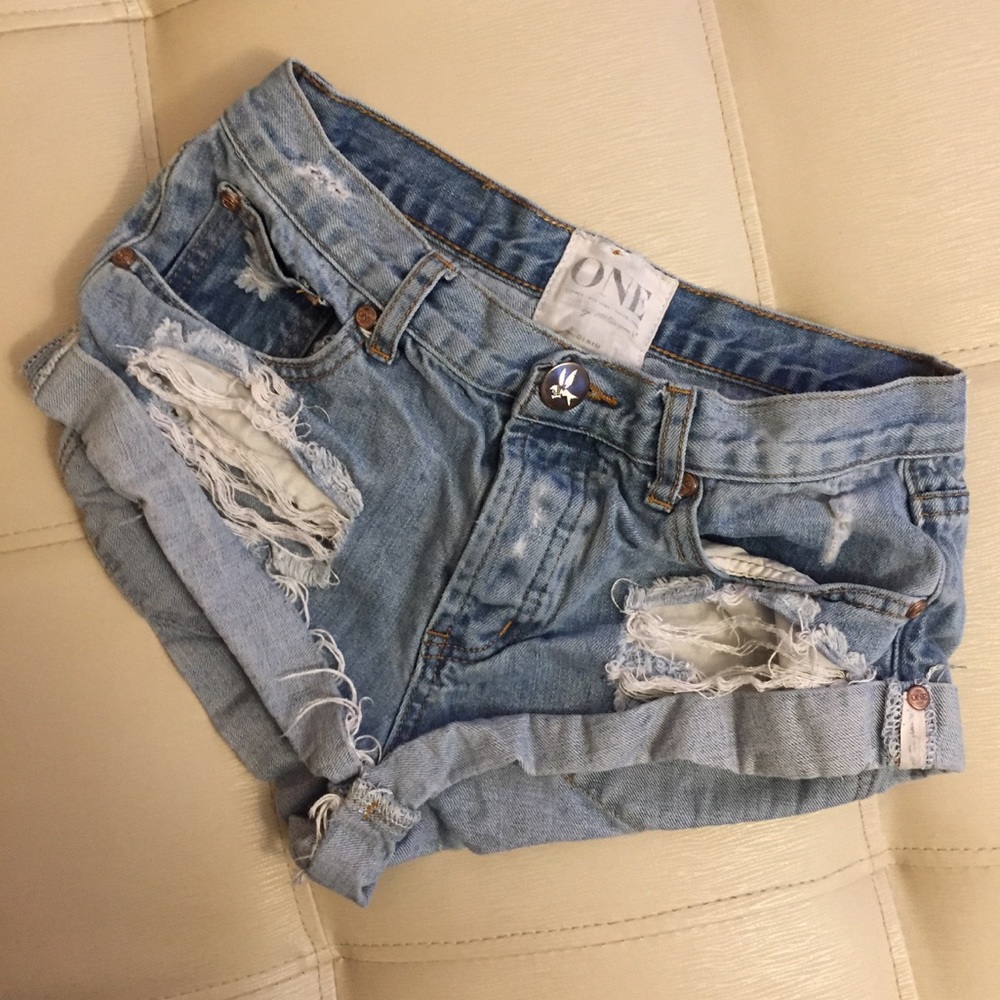 One teaspoon mid waist shorts